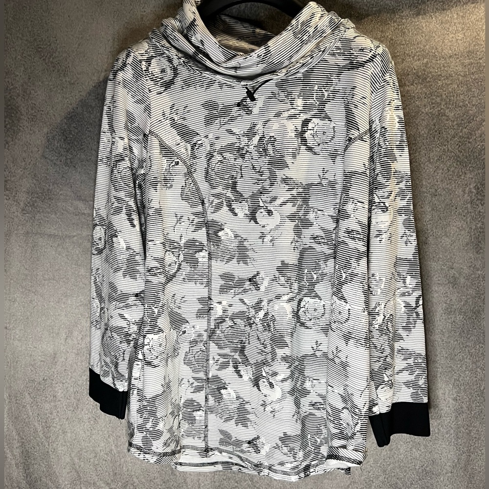 Activezone Womans Floral Cowl Neck Top Sz X